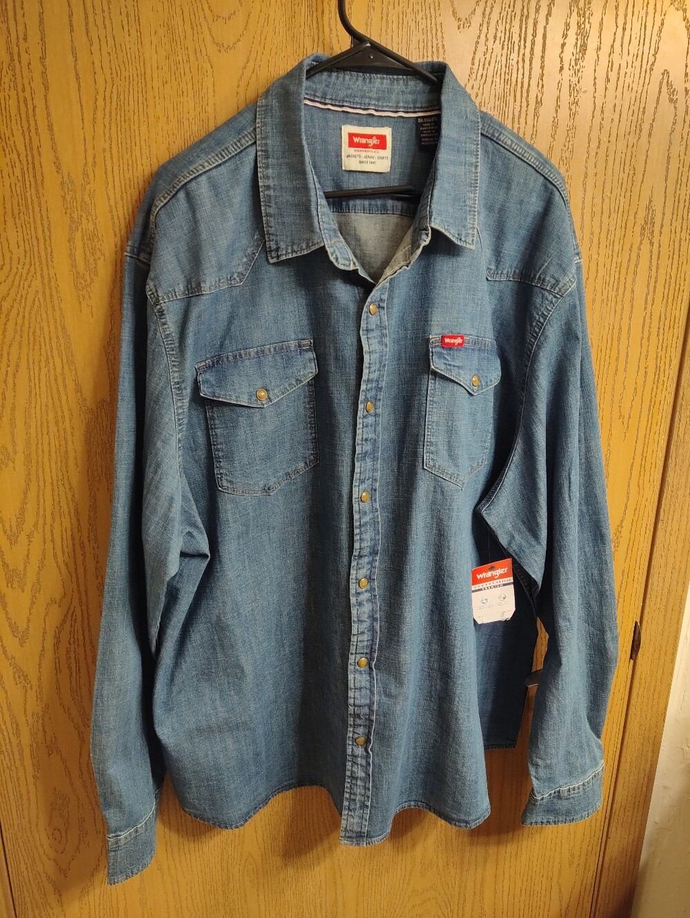 Wrangler Men's Blue Denim Western Shirt